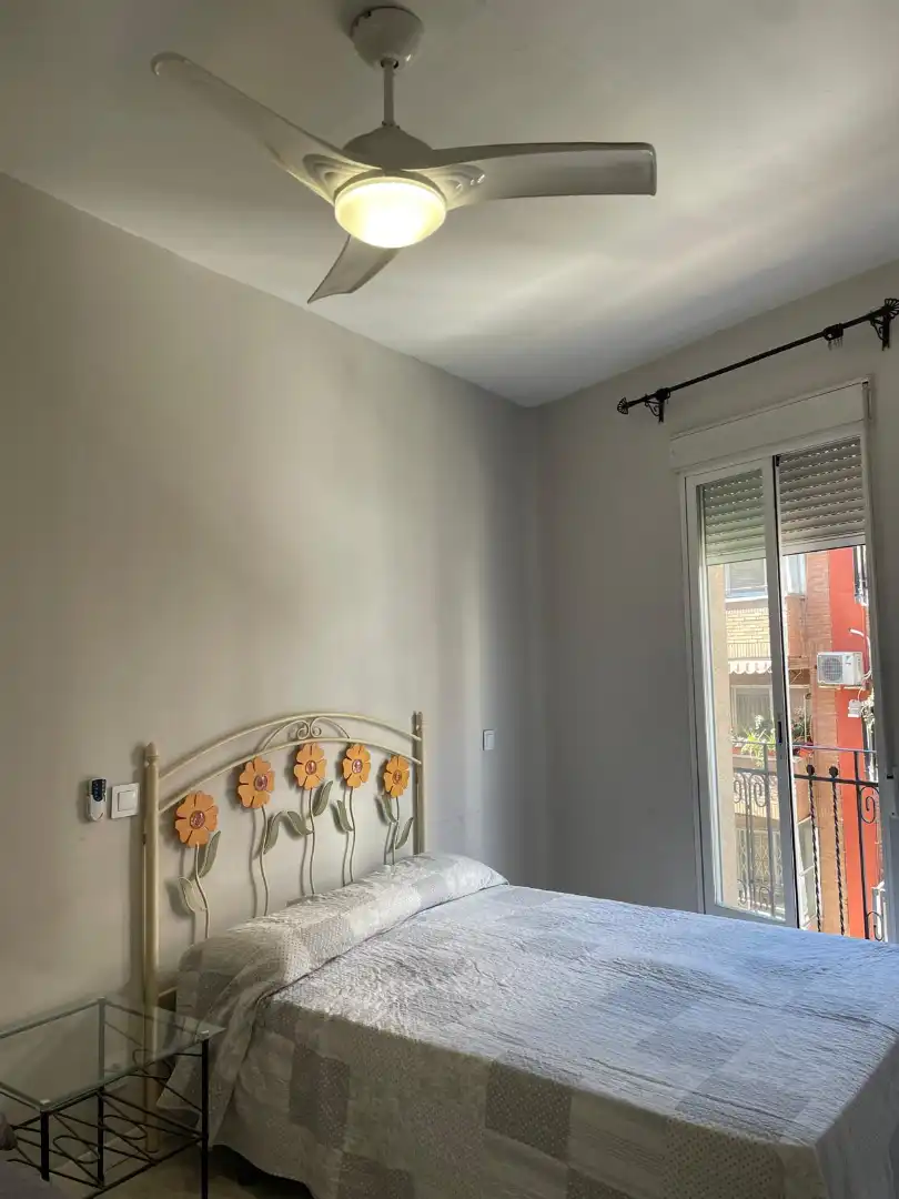 Flat with terrace for sale in Ciudad Lineal, imagen 5