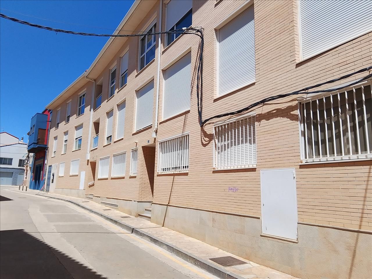 Vista exterior de Garatge en venda en Cariñena