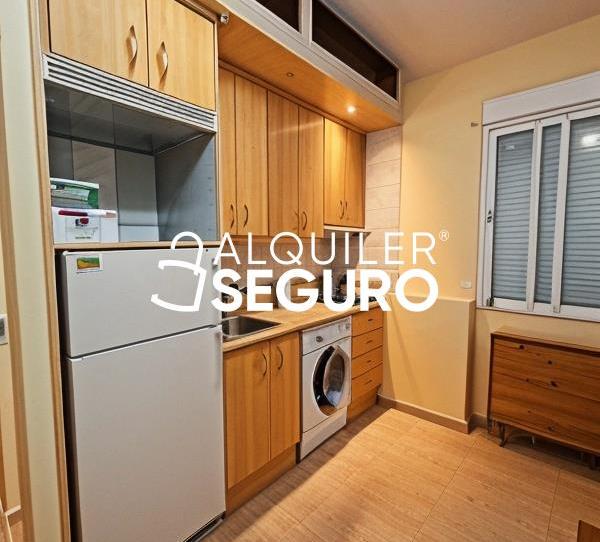 Photo 1 of Study to rent in De Cáceres , Delicias, Madrid