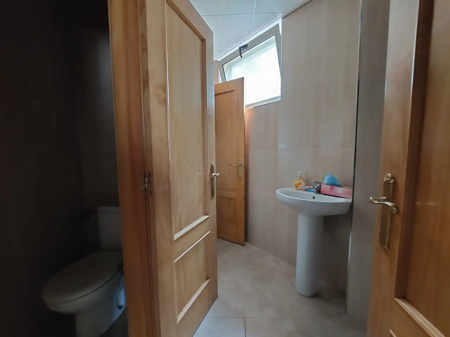 Bathroom of Office for rent in Camargo