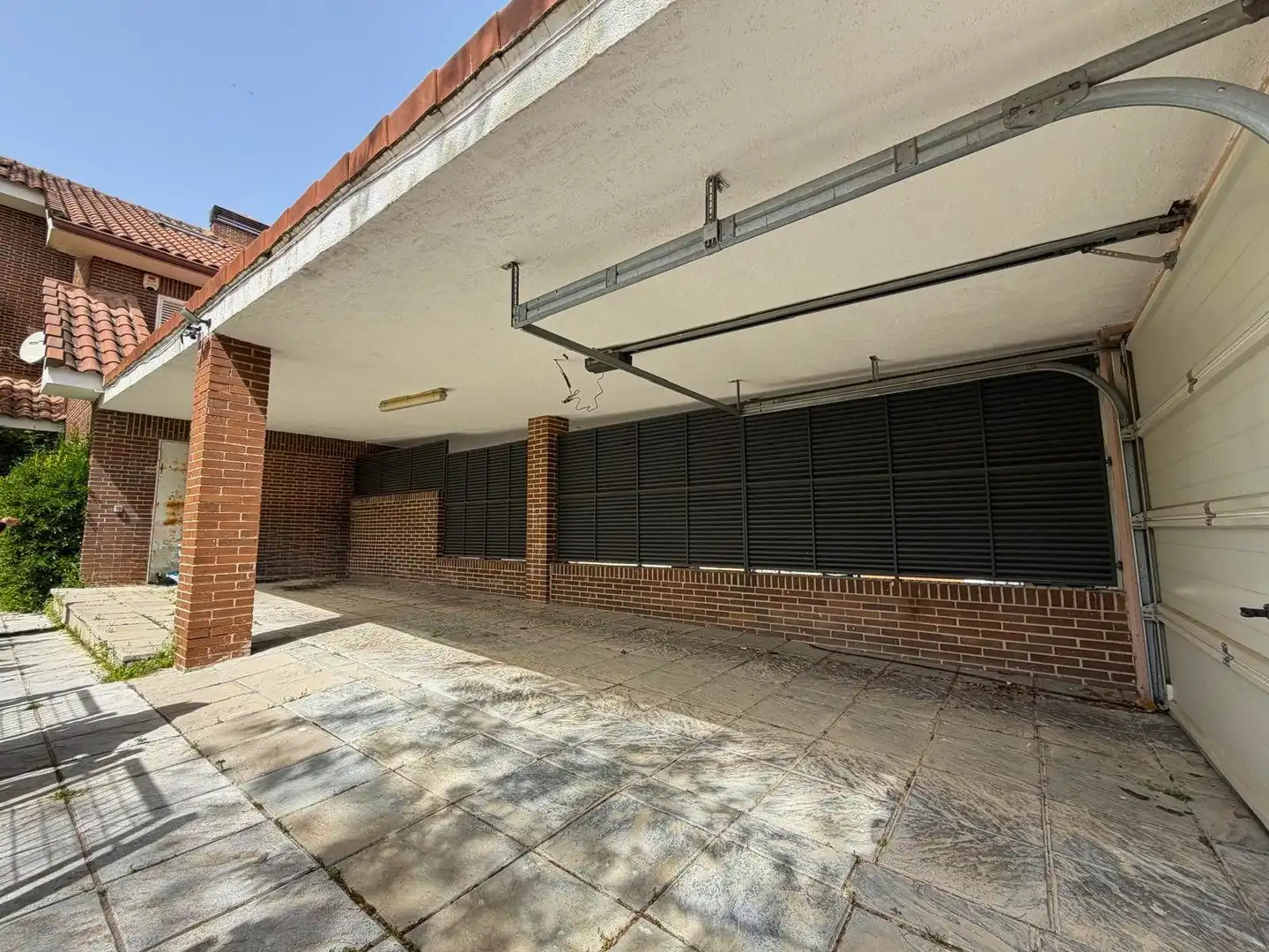 Vista exterior de Casa o chalet en venta en Rivas-Vaciamadrid con Aire acondicionado, Calefacción y Jardín privado
