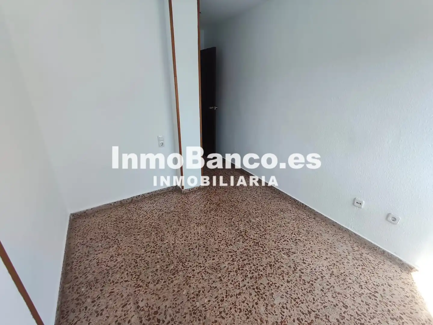 Flat with terrace for sale in Carrer del Poeta Llorente 25, imagen 7