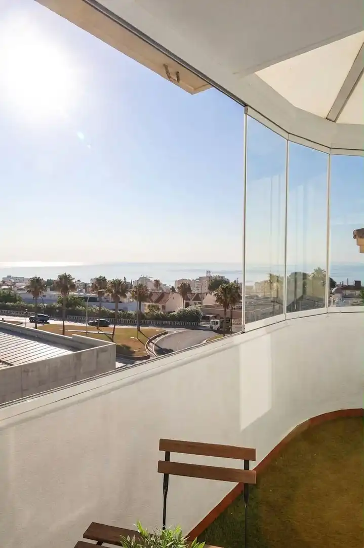 Apartamento con piscina en alquiler en El Pinillo