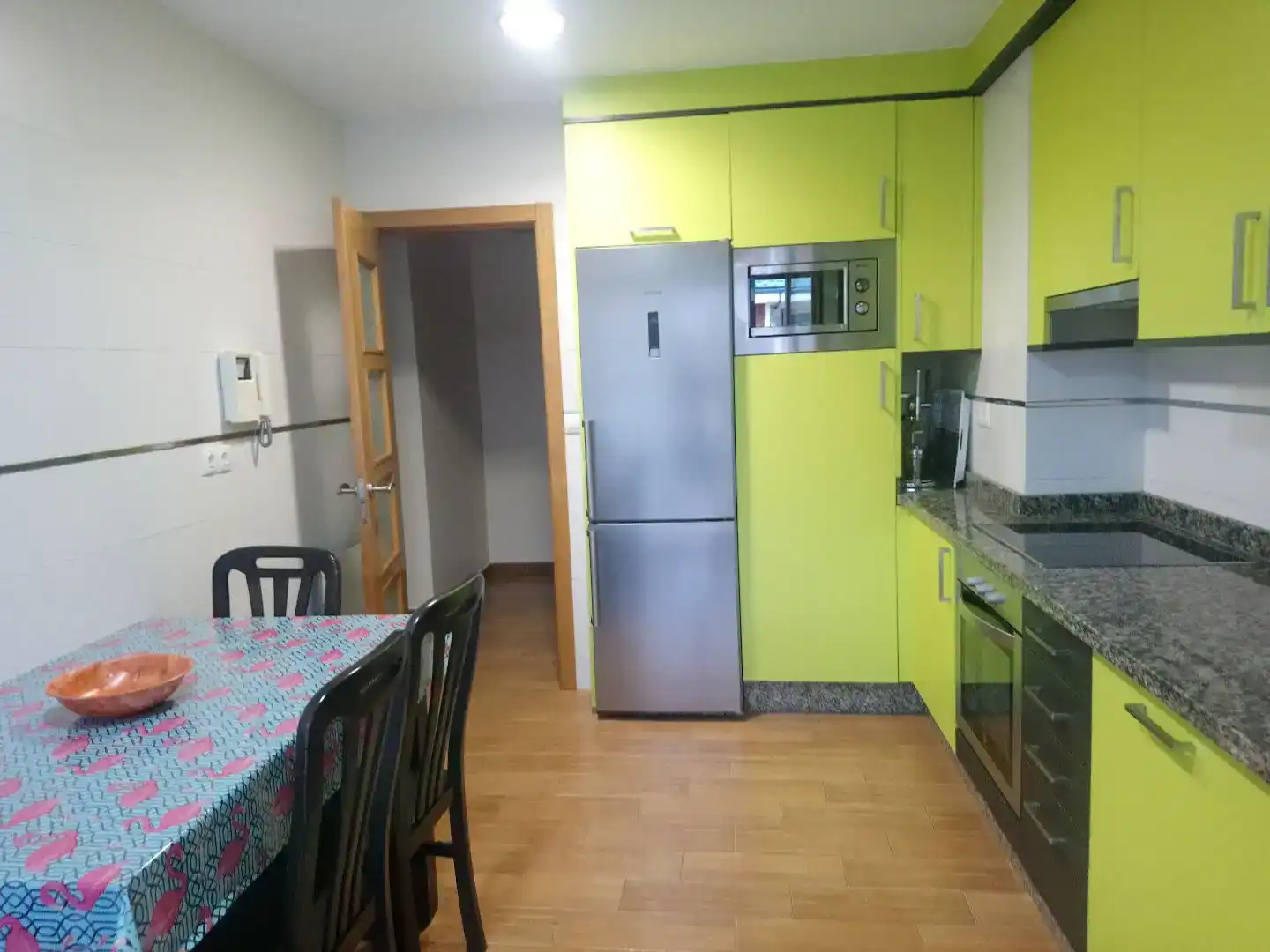Küche von Wohnung zur Miete in Foz mit Privatgarten, Parkett und Schwimmbad