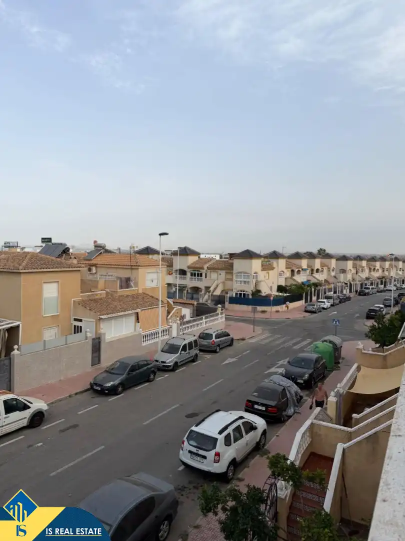 Bungalow amb piscina en venda a Nueva Torrevieja - Aguas Nuevas, imagen 9