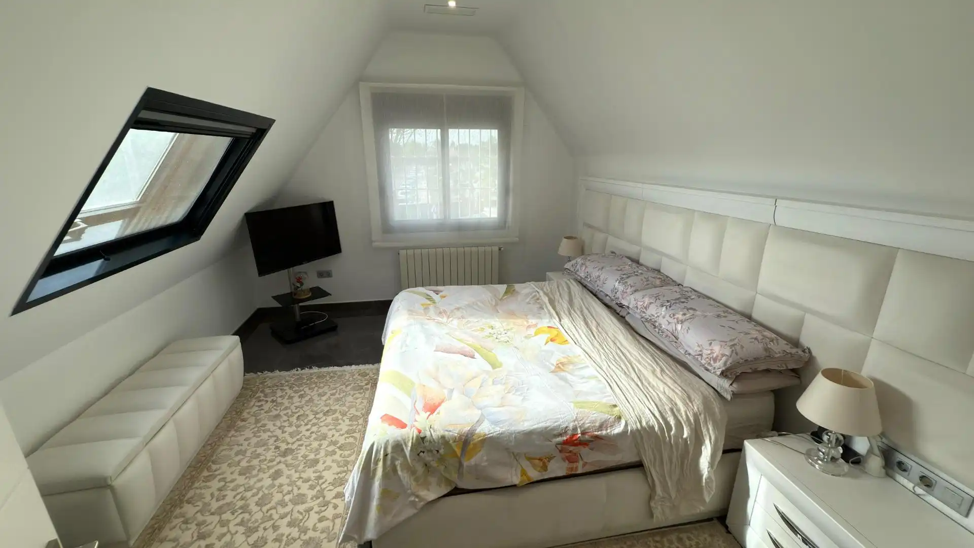 Habitación de Casa o chalet en venta en Sant Joan d'Alacant con Aire acondicionado, Calefacción y Jardín privado
