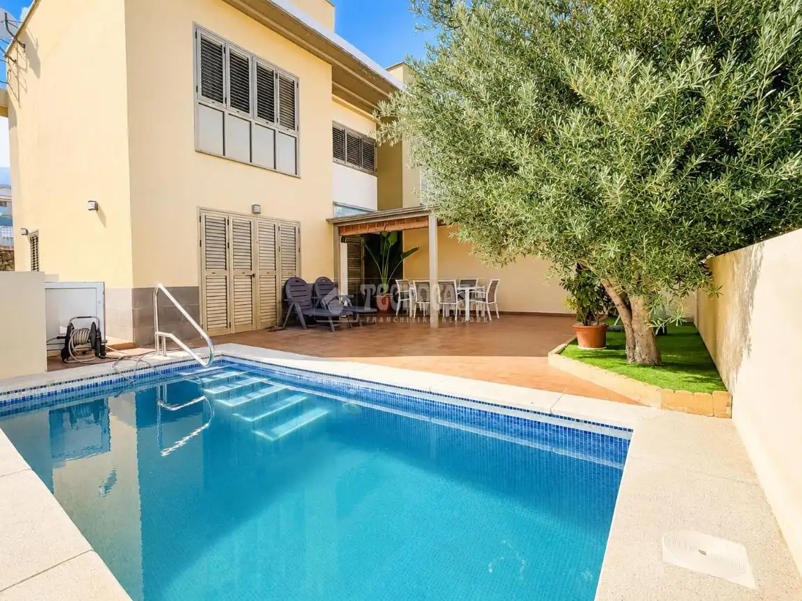 Piscina de Casa adosada en venda en Candelaria amb Terrassa, Traster i Piscina
