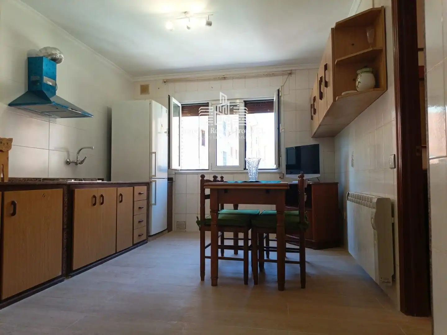 Piso de alquiler en N/A, Sama