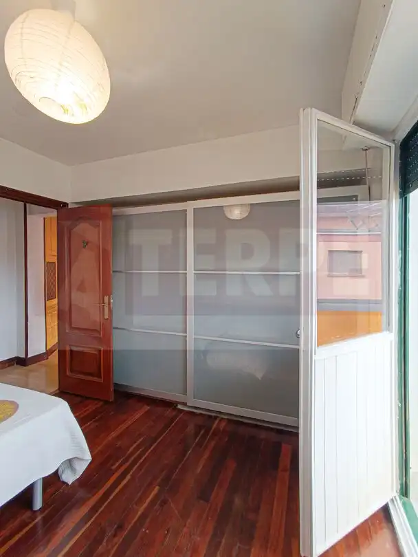 Habitación de Piso en venta en Errenteria con Calefacción y Balcón
