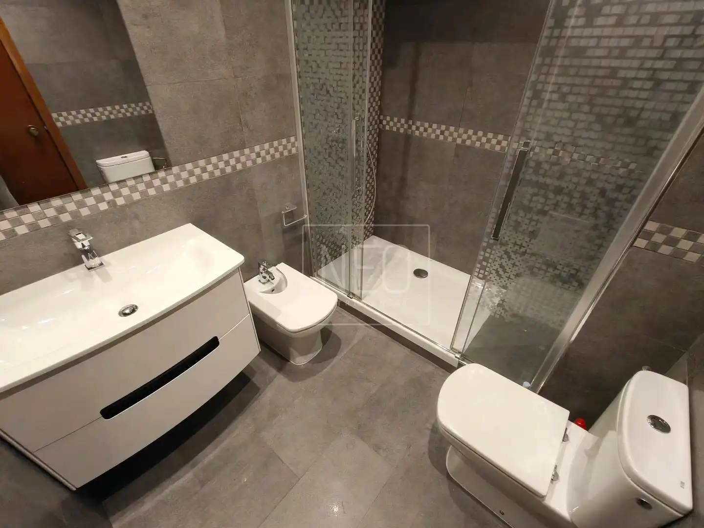 Badezimmer von Wohnung zum Verkauf in Las Rozas de Madrid mit Klimaanlage, Heizung und Parkett