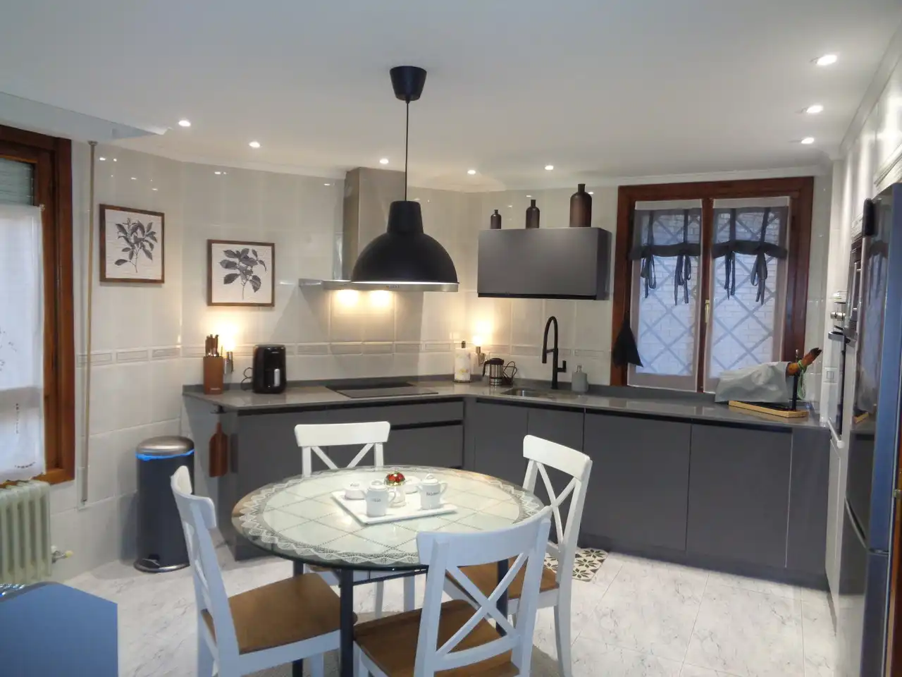 Cocina de Casa adosada en venta en Haro con Calefacción, Jardín privado y Terraza