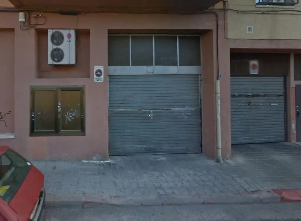 Vista exterior de Garatge en venda en Sabadell