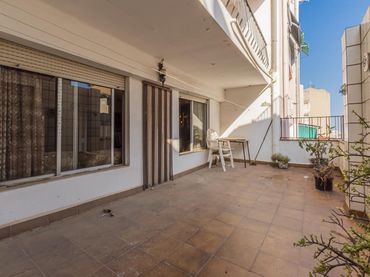 Wohnung mit Balkon zum Verkauf in calle de Sant Ferran