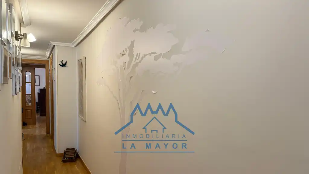 Vista exterior de Piso en venta en Ciudad Real con Aire acondicionado, Calefacción y Trastero