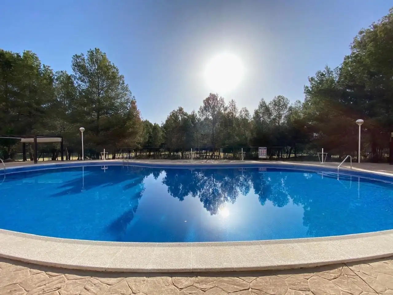 Schwimmbecken von Erdgeschoss zum Verkauf in Altorreal - El Chorrico