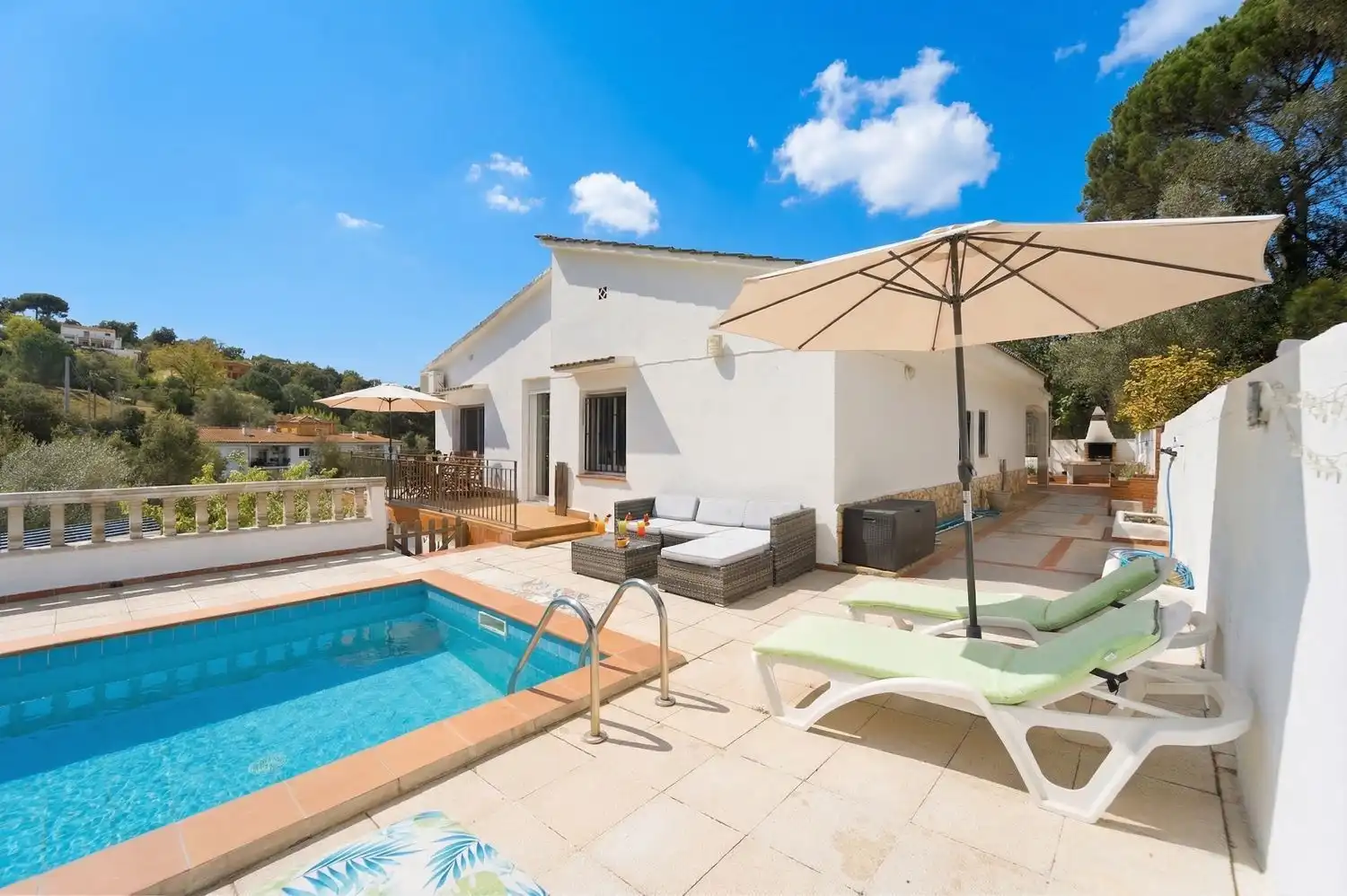Detached house with pool for sale in Calle Sant Hilari Sacalm, imagen 3