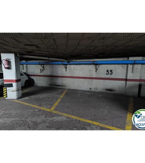 Photo 2 of Garage for sale in Calle Pujada al Castell, 45, Eixample - Horta Capallera, Figueres