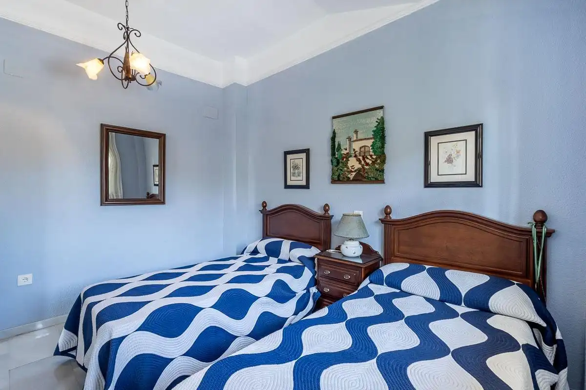Habitación de Casa o chalet en venta en Albolote con Calefacción, Jardín privado y Terraza