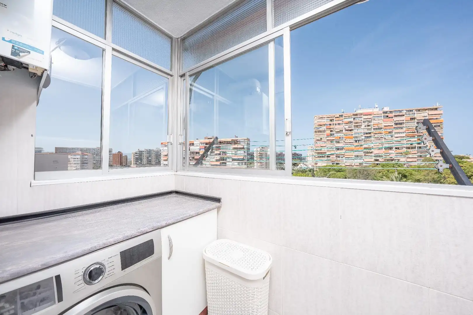 Terraza de Apartamento en venta en Alicante / Alacant con Piscina comunitaria