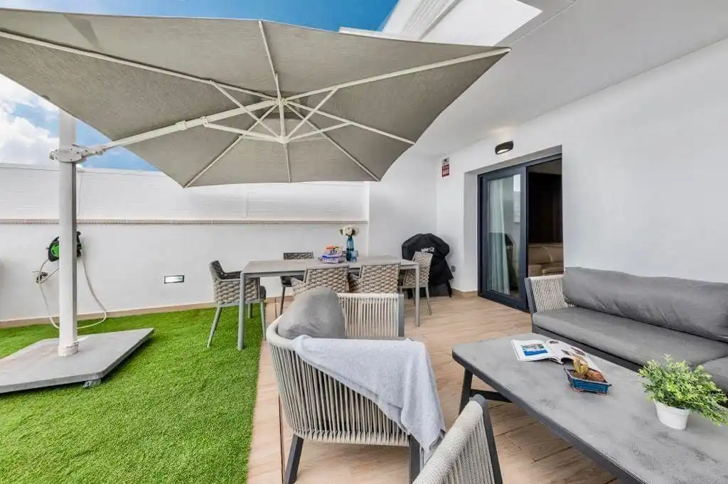 Duplex con piscina in vendita a Calle de Colombia 4, imagen 9