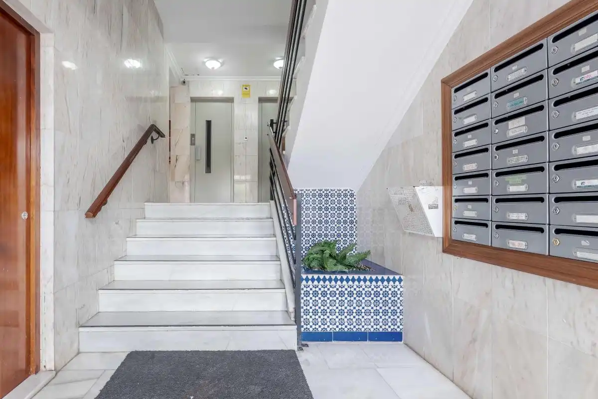 Flat for sale in Sevilla  with Air Conditioner, Heating and Private garden