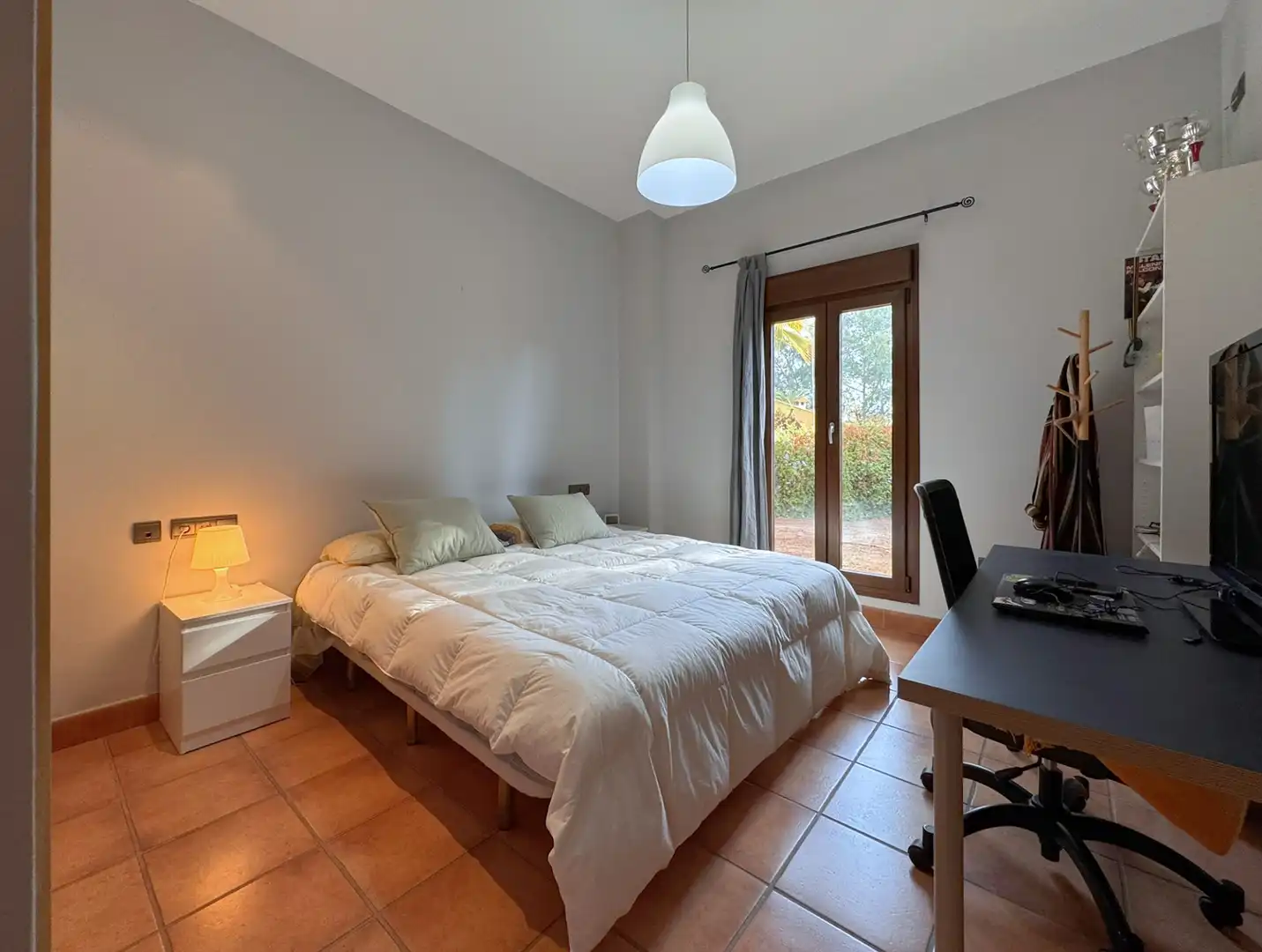 Habitación de Casa o chalet en venta en Carmona con Aire acondicionado, Calefacción y Jardín privado