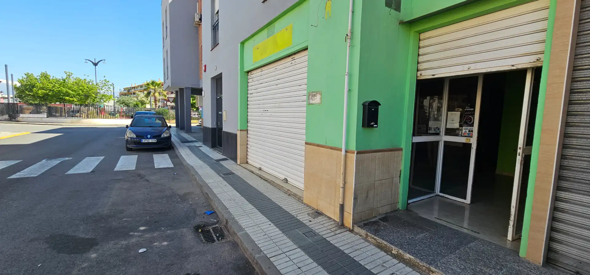 Aparcament de Local de lloguer en Atarfe