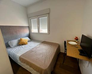 Bedroom of Flat to share in Fuenlabrada  with Air Conditioner, Heating and Washing machine