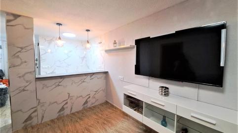 Foto 5 de Pis en venda a Calle Calle de Danza Invisible, 1, El Bajondillo, Torremolinos