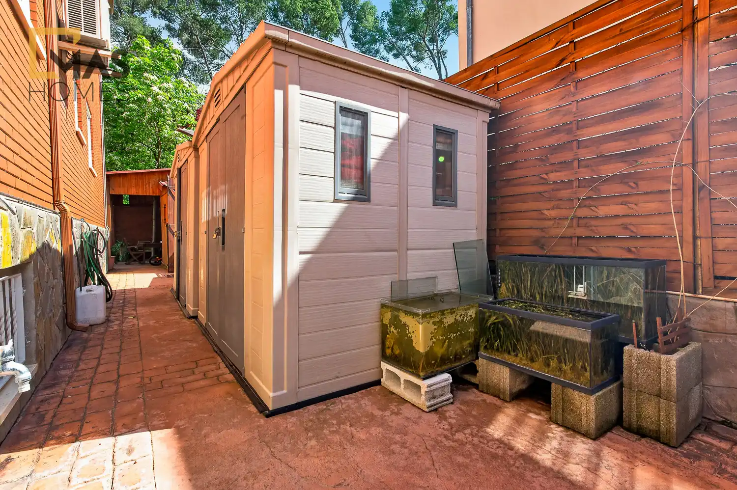 Exterior view of Duplexes for sale in Sant Cugat del Vallès  with Air Conditioner, Heating and Private garden