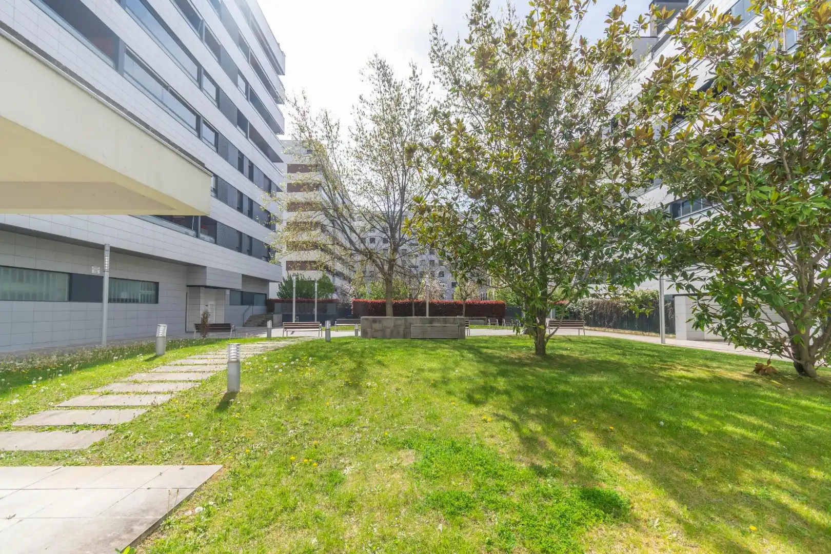 Vista exterior de Pis en venda en  Pamplona / Iruña amb Calefacció, Jardí privat i Traster