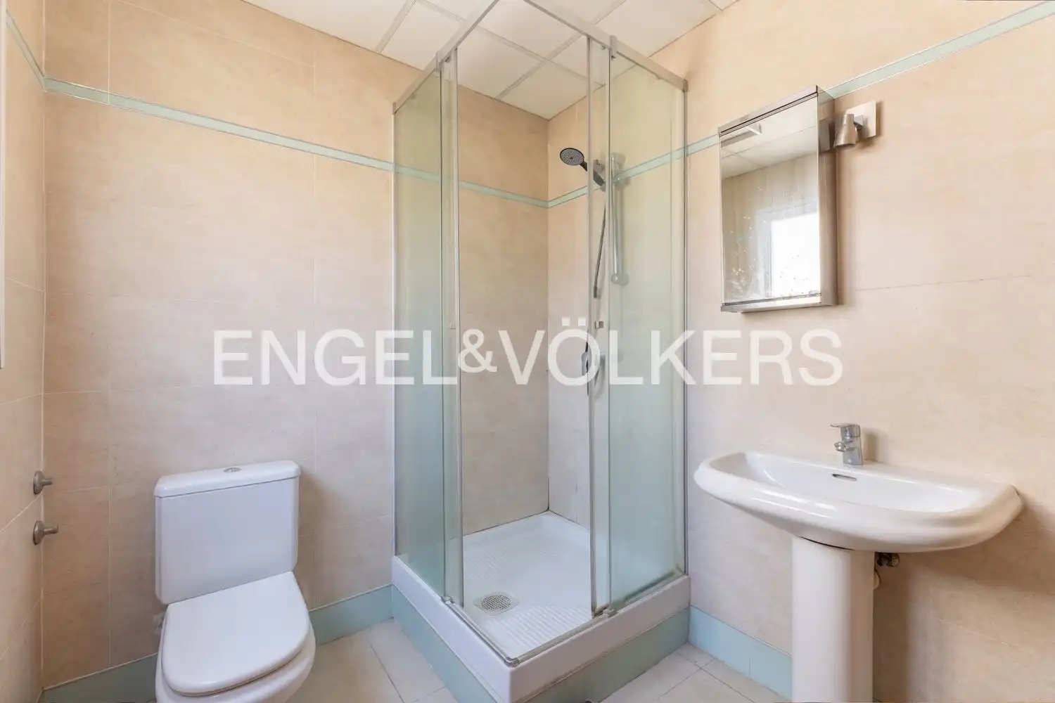 Baño de Dúplex en venta en Valencia con Aire acondicionado, Calefacción y Parquet