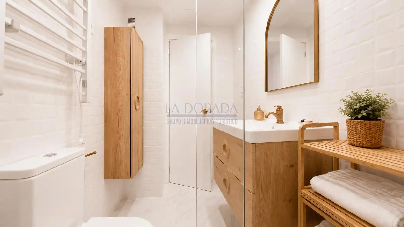Bany de Apartament en venda en Cambrils amb Terrassa, Moblat i Piscina comunitària