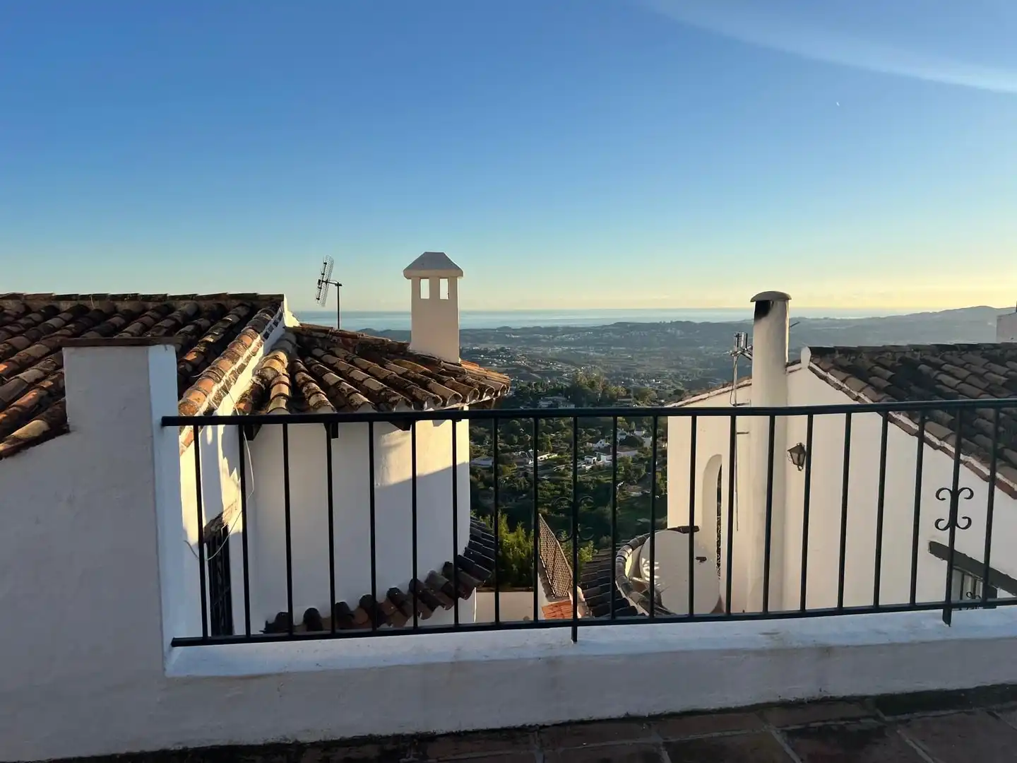 Vista exterior de Dúplex en venta en Mijas con Aire acondicionado y Amueblado