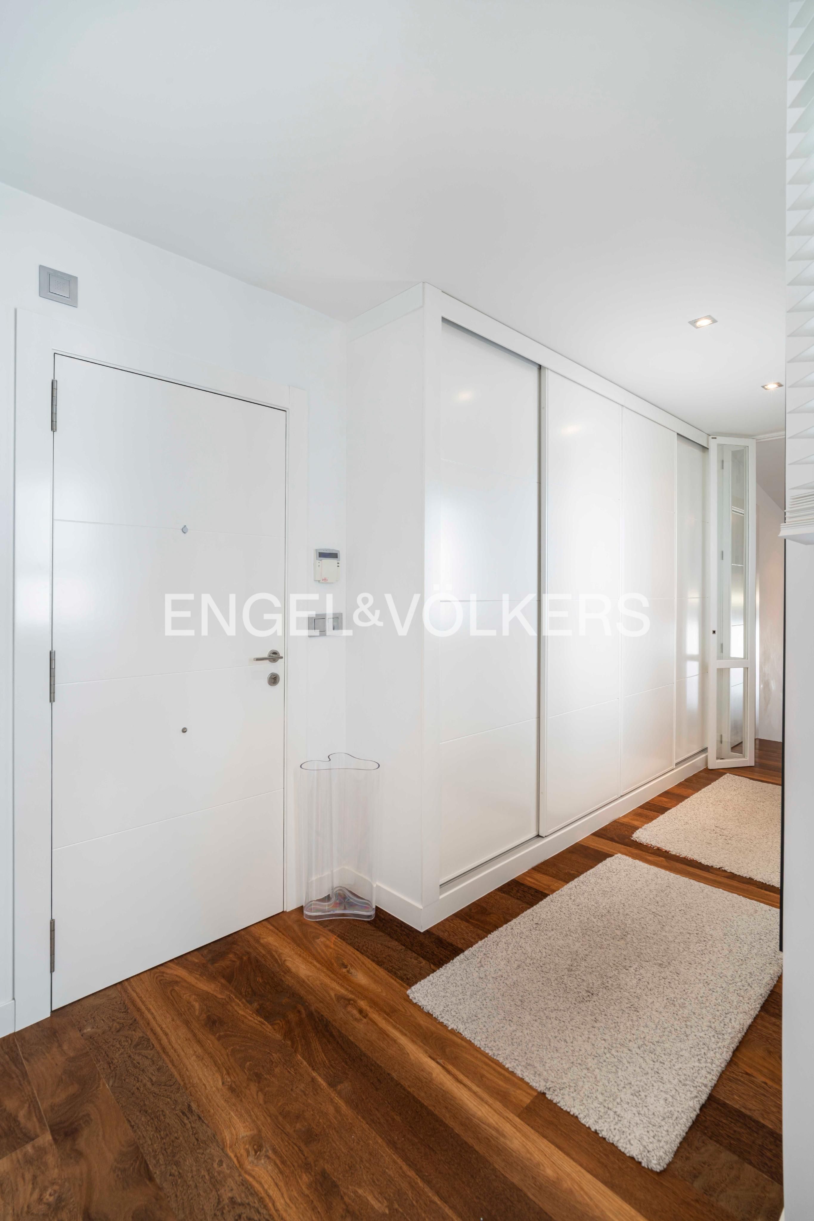 Apartment for sale in Monte Alto - Zalaeta - Atocha