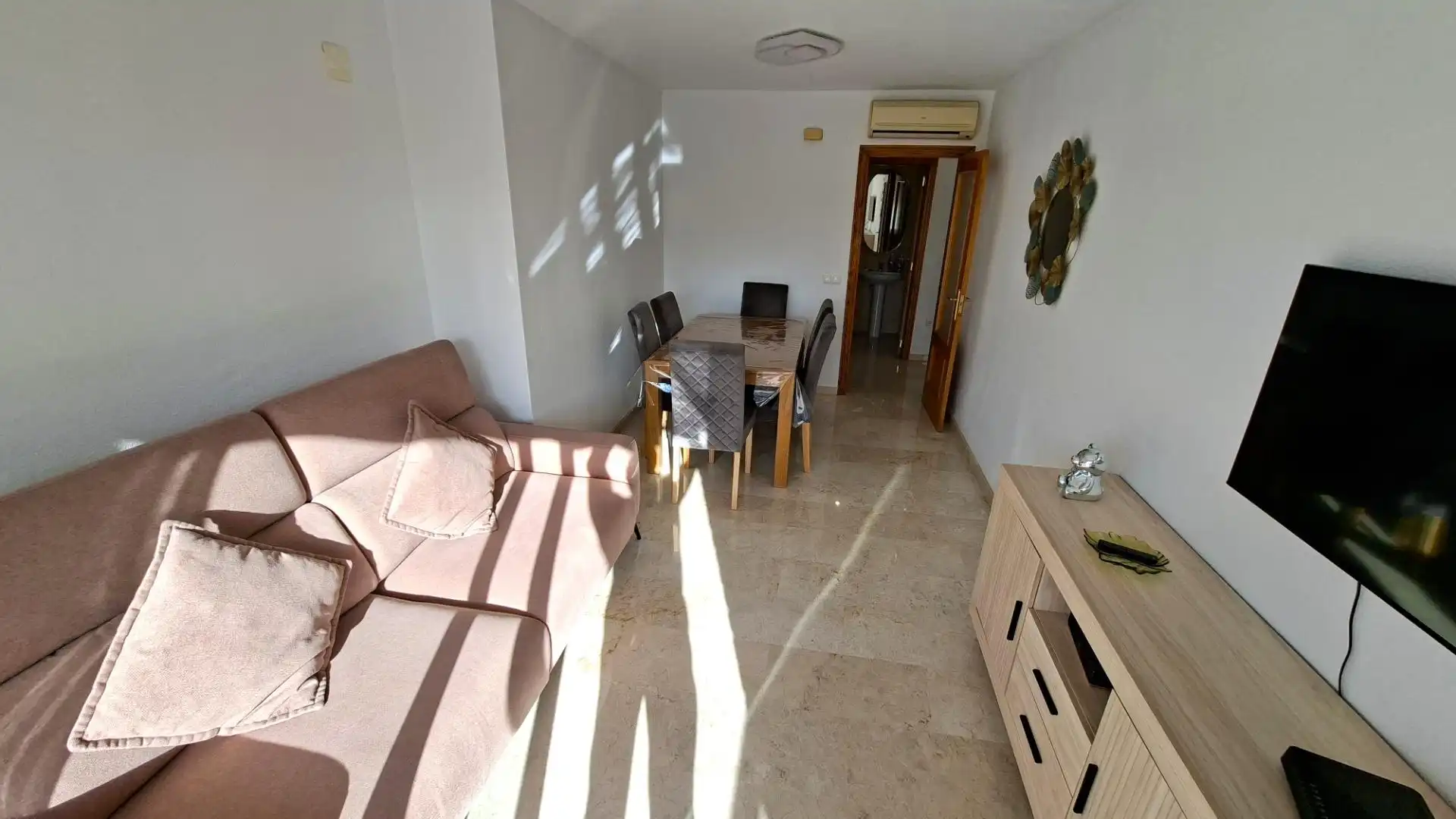 Living room of Flat for sale in Benidorm  with Private garden, Terrace and Furnished