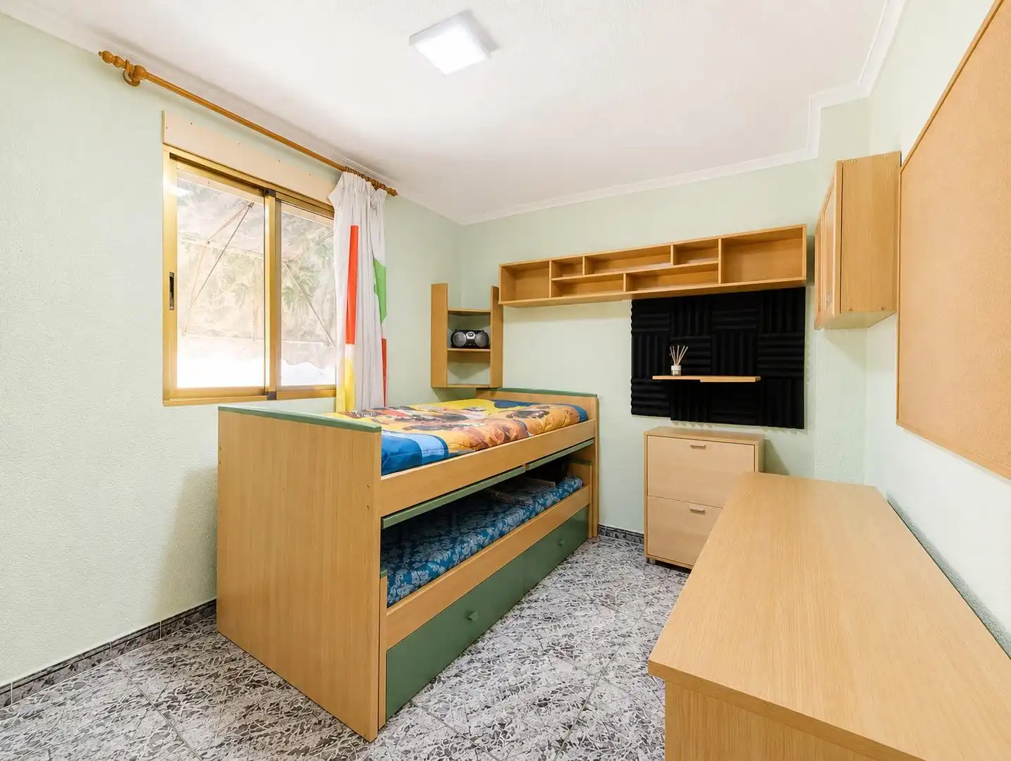Habitación de Apartamento en venta en Elche / Elx con Aire acondicionado y Amueblado