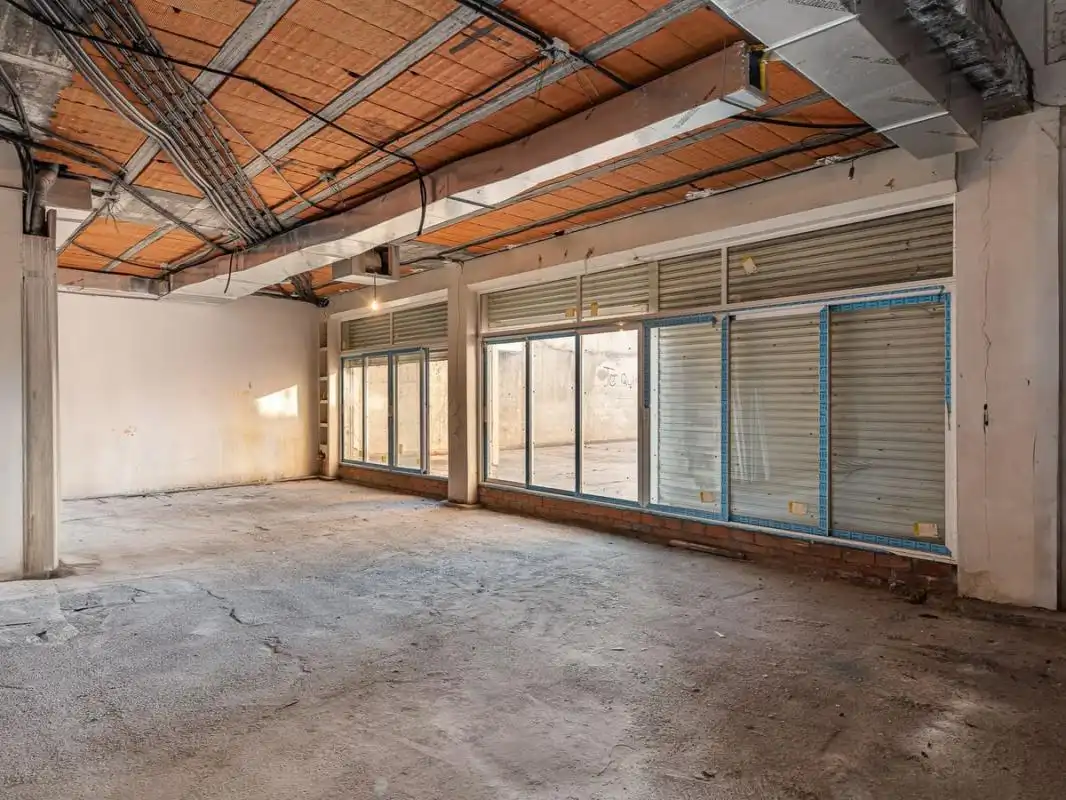Commercial properties for sale in Coslada  with Heating and Terrace