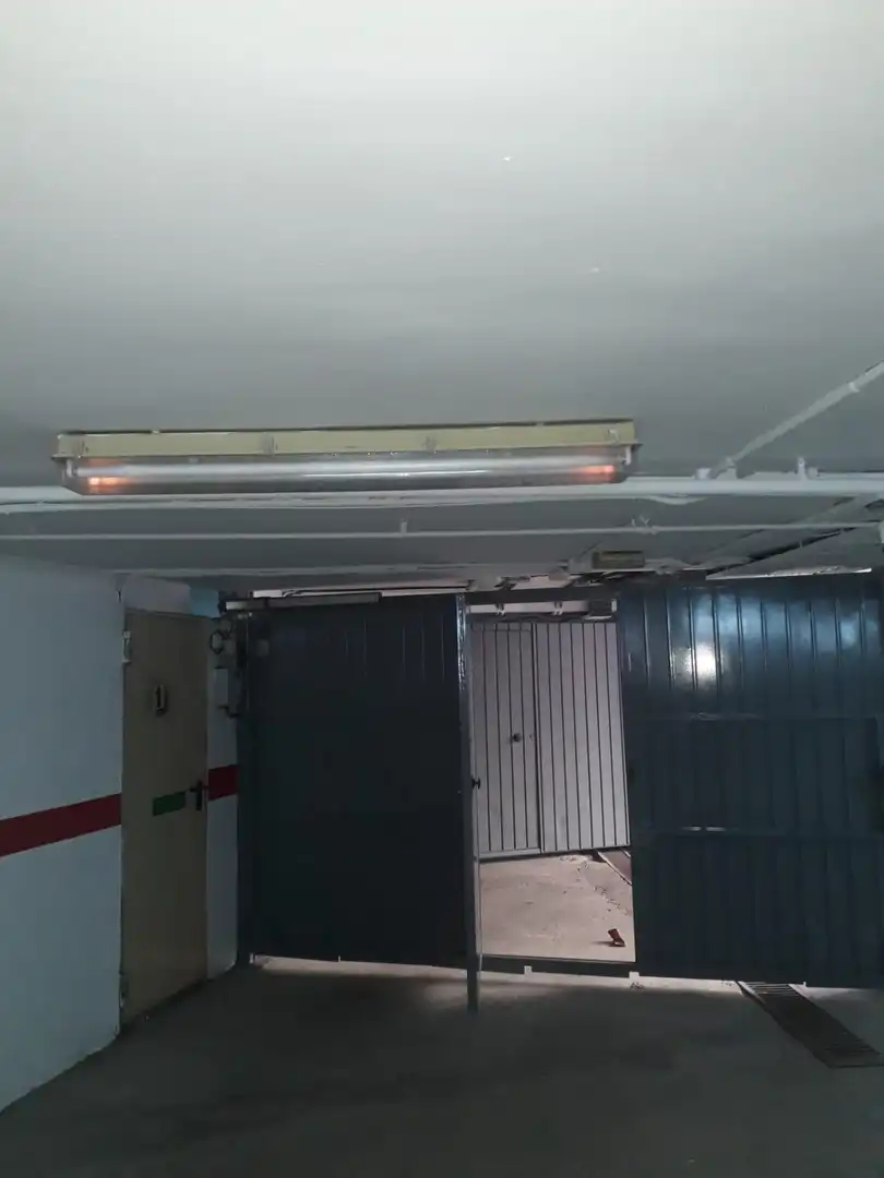 Aparcament en venda a Este - Alcosa- Torreblanca, imagen 3