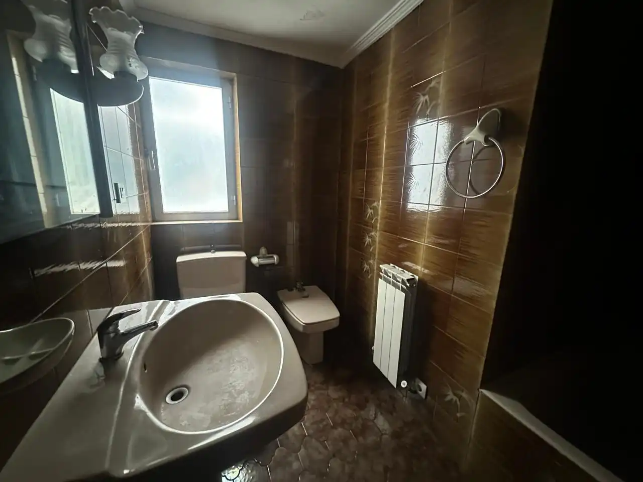 Baño de Piso en venta en León Capital  con Calefacción, Parquet y Terraza