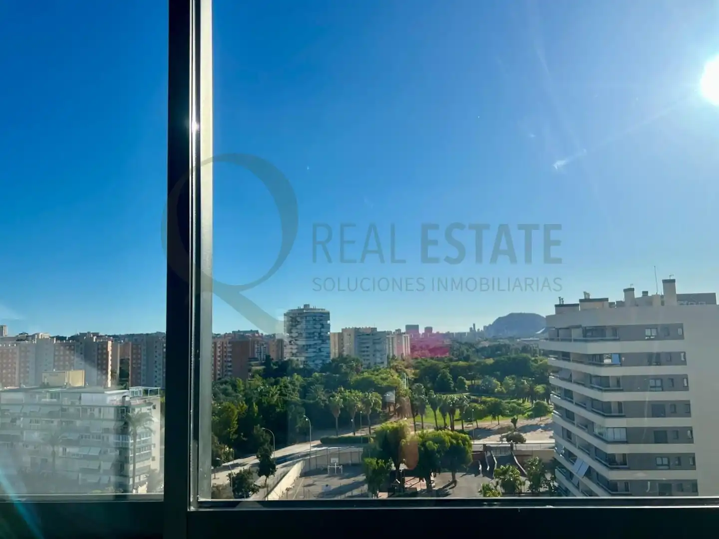 Ático con terraza en venta en Calle Calle Periodista Tirso Marín Sessé, imagen 19