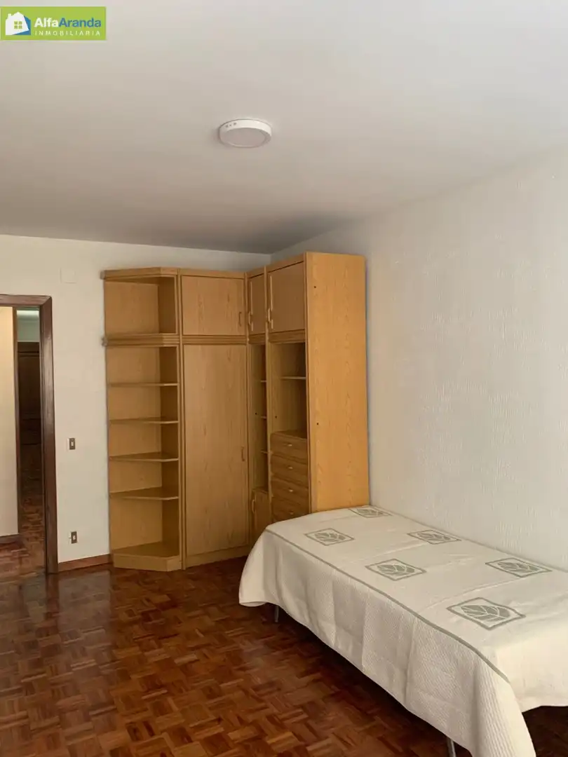 Bedroom of Flat for sale in Aranda de Duero  with Parquet flooring and Terrace