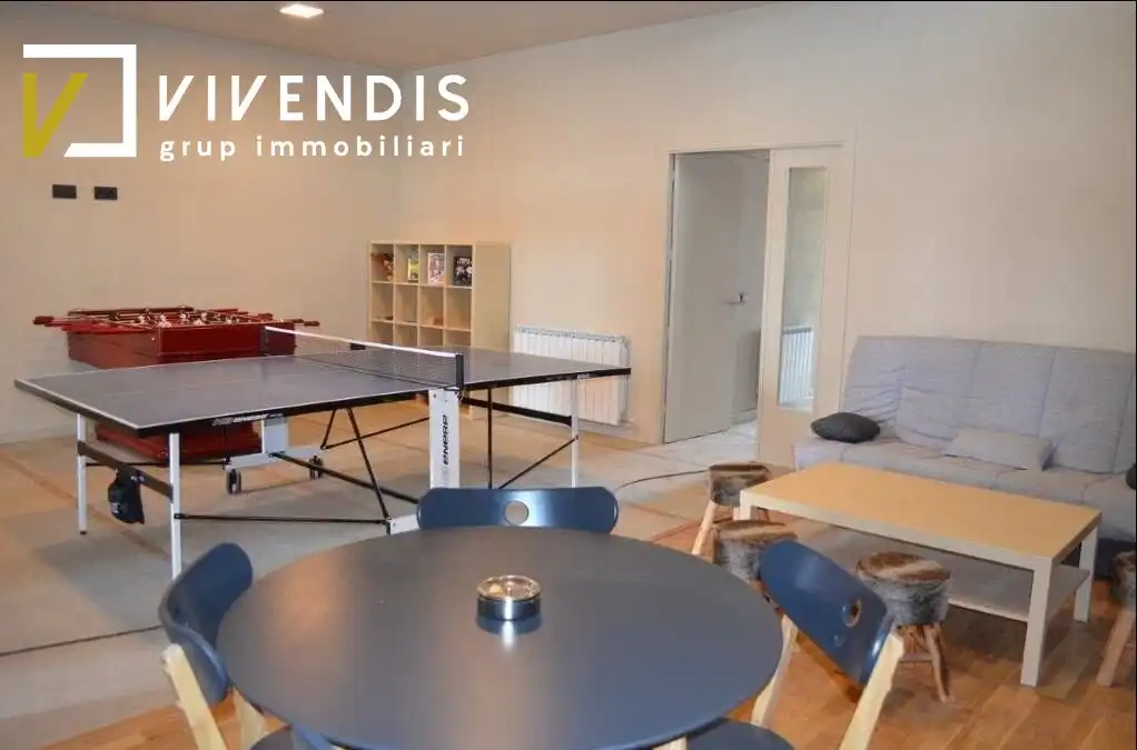 Houses for sale in Les Oluges  with Heating, Private garden and Storage room
