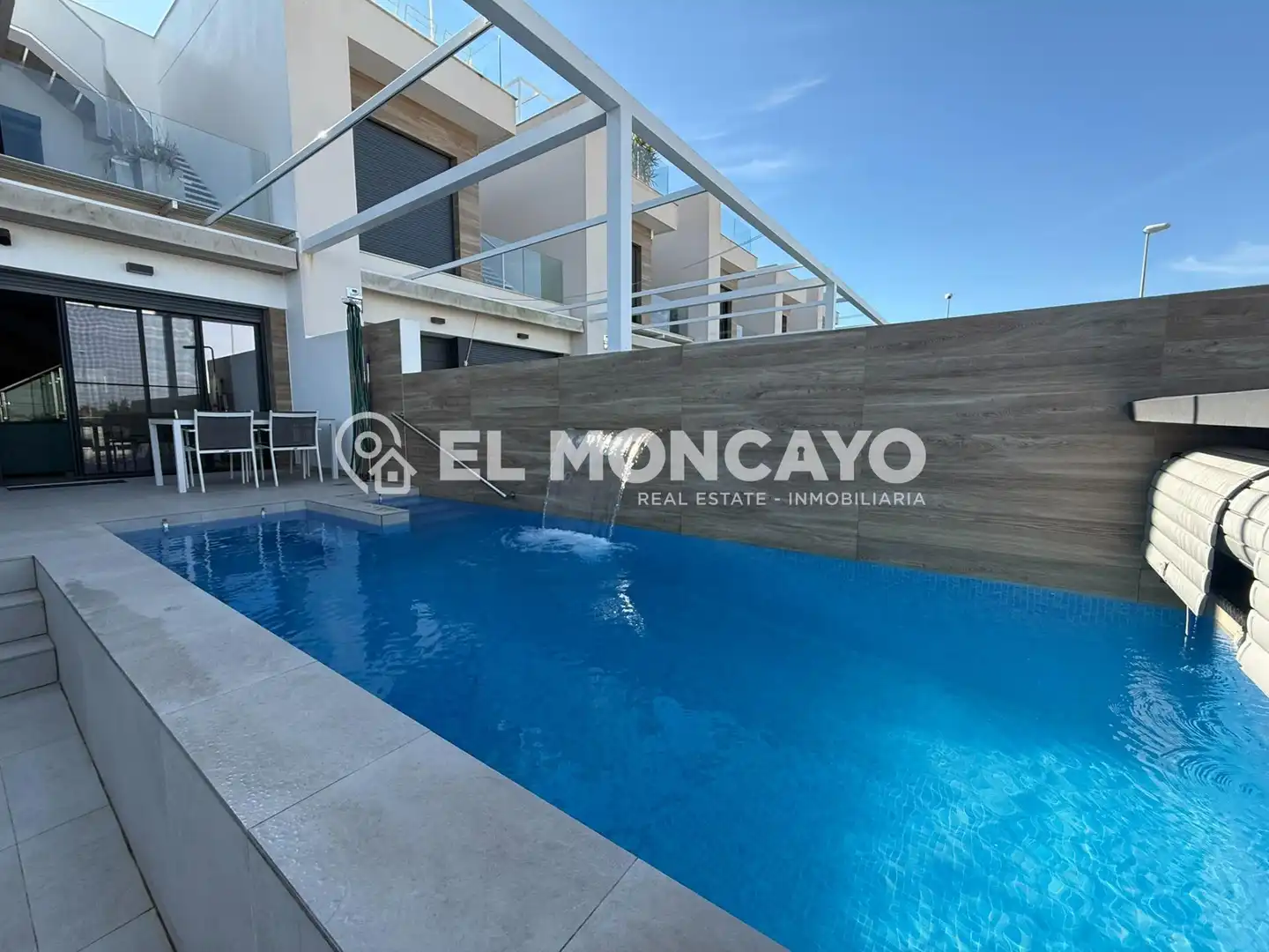 Piscina de Casa adosada en venta en Rojales con Aire acondicionado, Calefacción y Jardín privado