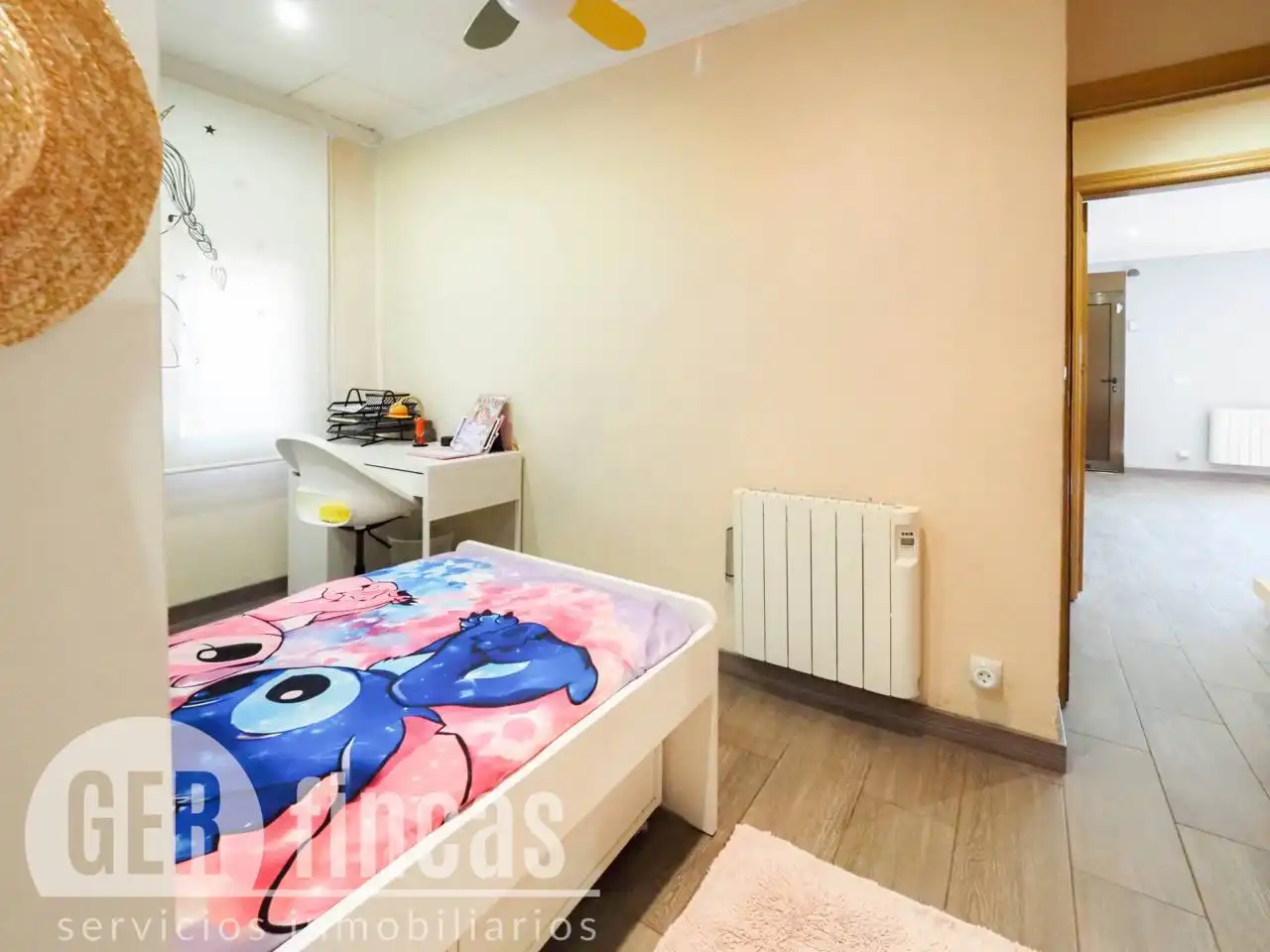 Habitación de Casa o chalet en venta en Terrassa con Aire acondicionado, Calefacción y Jardín privado