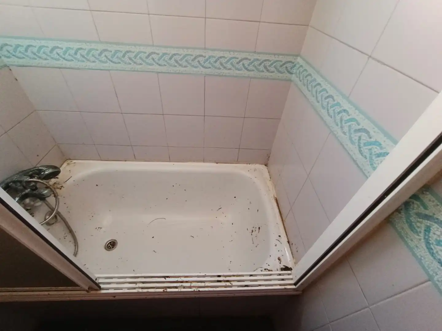 Bany de Pis en venda en Latina