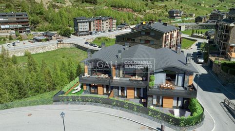 Foto 2 de Casa adosada en venta en Soldeu - Incles, Canillo