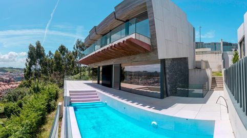 Chalet en la Urbanización La Quinta, Luanco