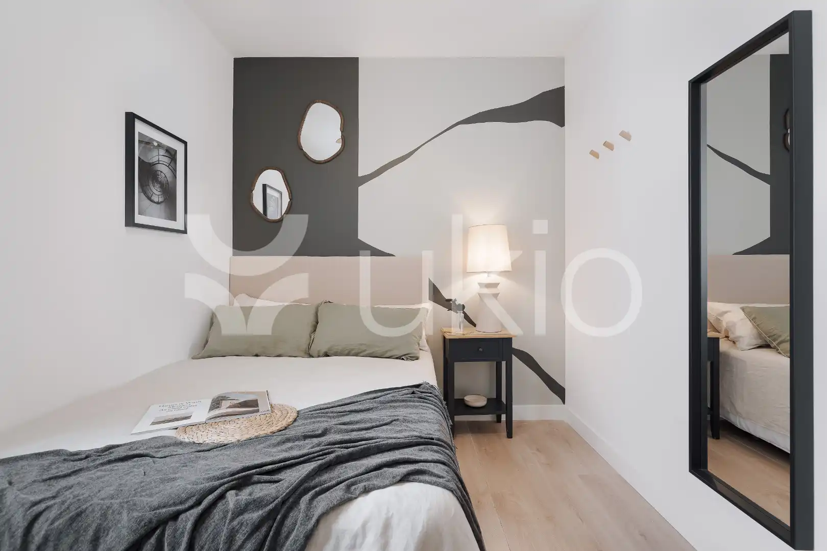 Habitación de Apartamento de alquiler en Madrid con Aire acondicionado, Calefacción y Amueblado