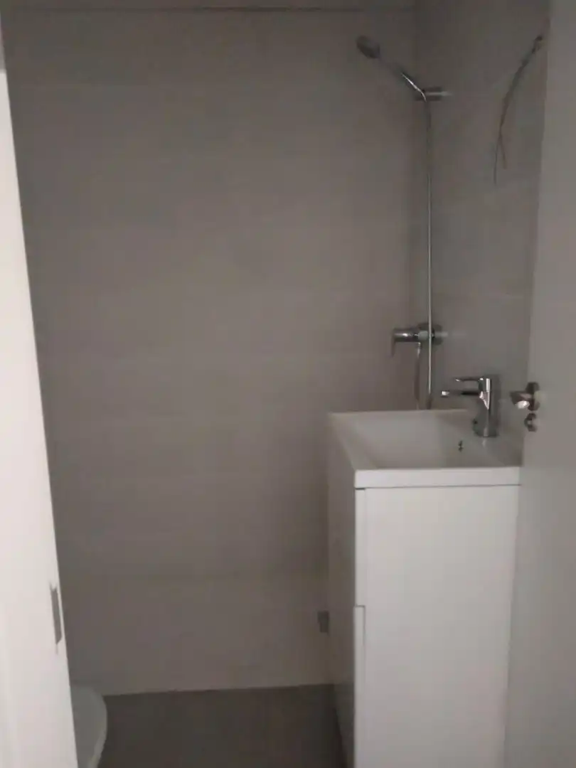 Baño de Piso en venta en Adra con Balcón
